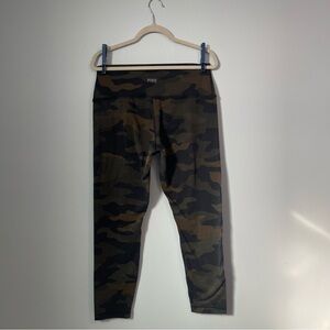 Victoria's Secret Pink Camouflage Leggings